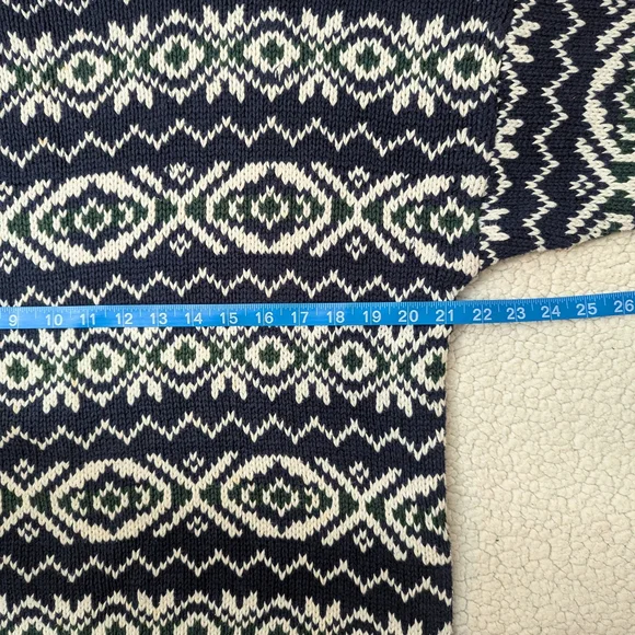 GAP Men's Navy and Cream Patterned Crewneck Sweater - Picture 4 of 5